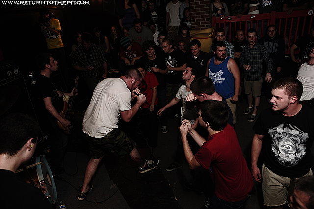 [the carrier on Jun 14, 2009 at Anchors Up (Haverhill, MA)]