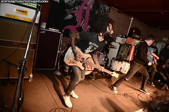 [the chariot on Dec 9, 2012 at Waterfront Tavern (Holyoke, MA)]