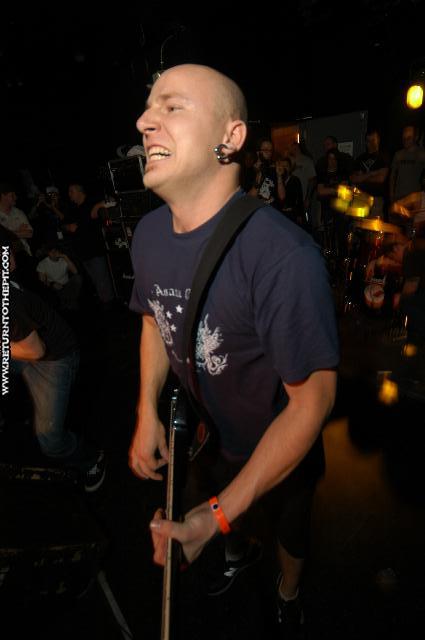 [comeback kid on May 1, 2004 at the Palladium - second stage  (Worcester, MA)]