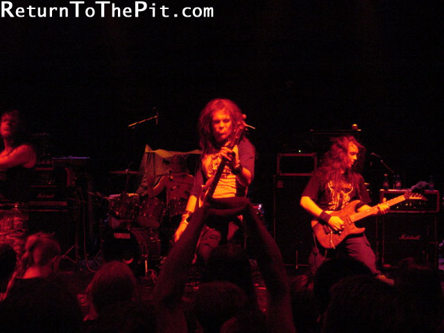 [the crown on Aug 19, 2000 at The Palladium (Worcester, MA)]