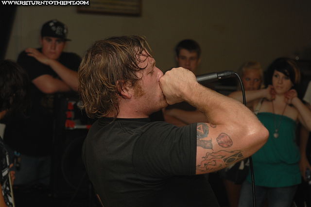 [the handshake murders on Jul 25, 2007 at VFW (Manchester, NH)]