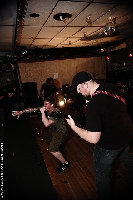 [the holwell account on May 5, 2009 at Rocko's (Manchester, NH)]