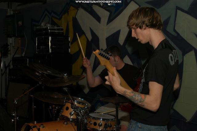 [the hostage heart on Feb 20, 2004 at Club Drifter's (Nashua, NH)]