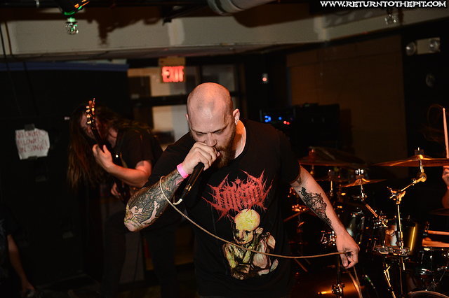 [the kennedy veil on May 19, 2017 at Bungalow Bar And Grill (Manchester, NH)]