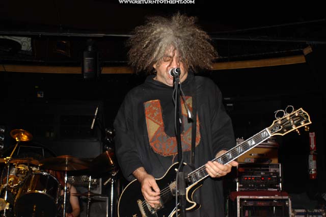 [the melvins on May 20, 2003 at the Roxy (Boston, Ma)]