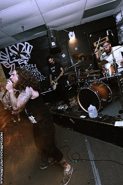[the network on Jul 14, 2010 at Anchors Up (Haverhill, MA)]
