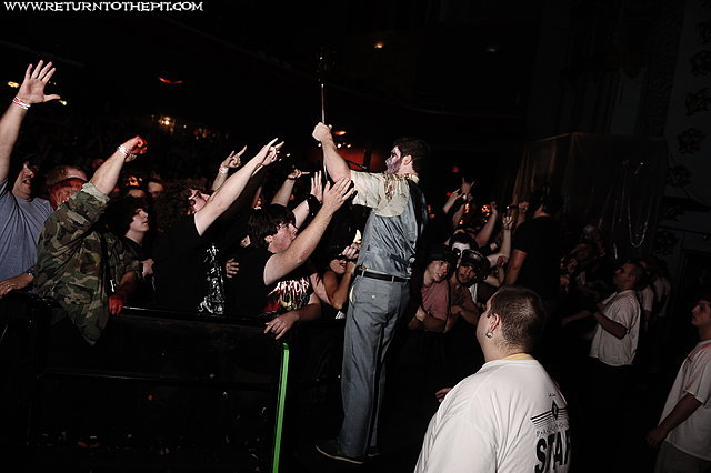 [the red chord on Oct 31, 2009 at the Palladium (Worcester, MA)]