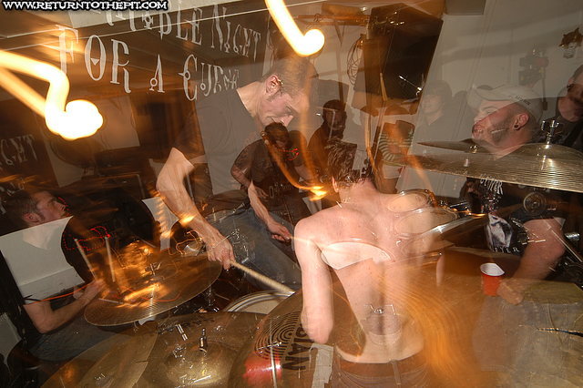 [the taste of silver on May 19, 2007 at A Terrible House (Winthrop, Ma)]