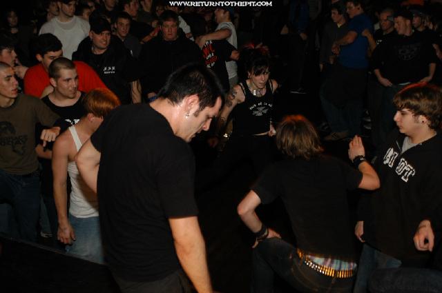 [throwdown on Jan 3, 2004 at The Palladium (Worcester, MA)]