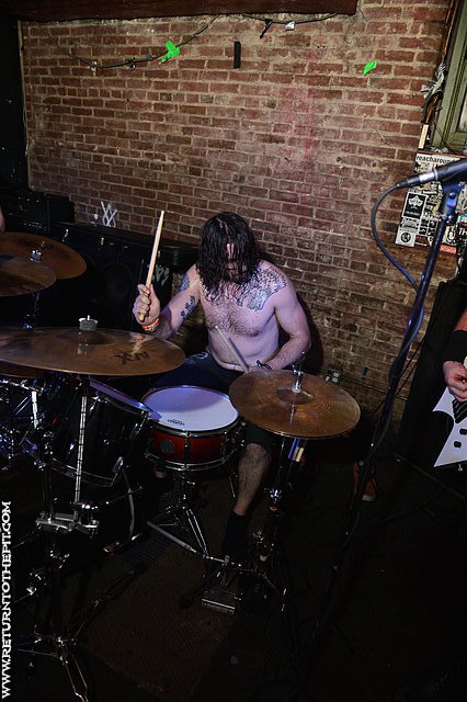 [tomb stalker on May 23, 2014 at Sidebar (Baltimore, MD)]