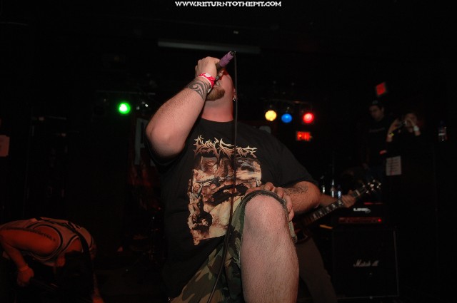 [torn asunder on Apr 30, 2006 at the Palladium - secondstage (Worcester, Ma)]