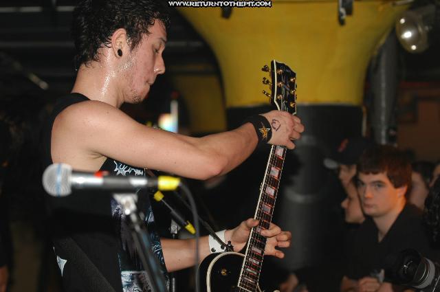 [trivium on Jan 13, 2005 at the Bombshelter (Manchester, NH)]