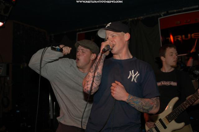 [violent reality on Jun 6, 2004 at Fat Cat's (Springfield, MA)]