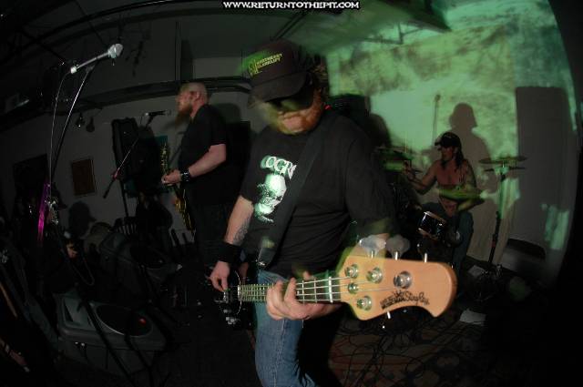 [were all gonna die on May 14, 2005 at Evo's Art Space - upstairs (Lowell, Ma)]