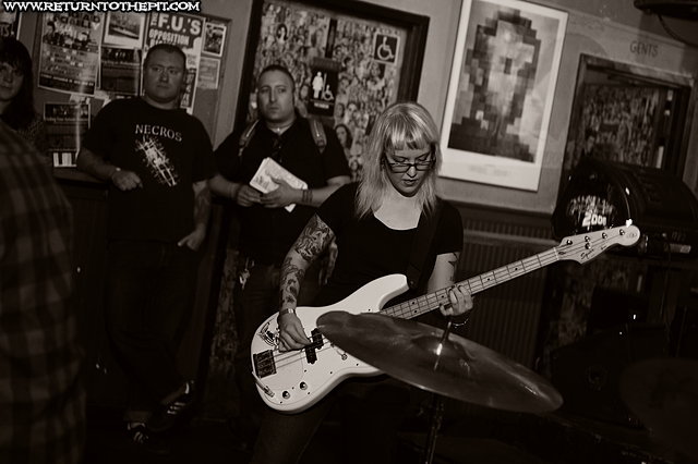 [wide eyes on Sep 16, 2012 at Midway Cafe (Jamacia Plain, MA)]