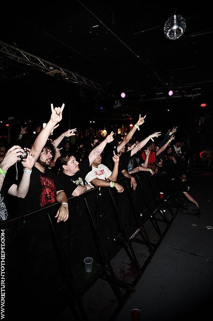 [withered on May 22, 2009 at Sonar (Baltimore, MD)]